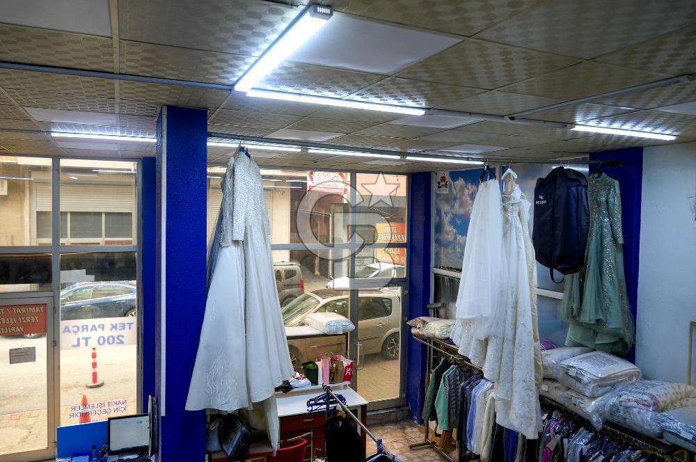 Ümraniye Atakent Mahallesi nde Satılık Dükkan