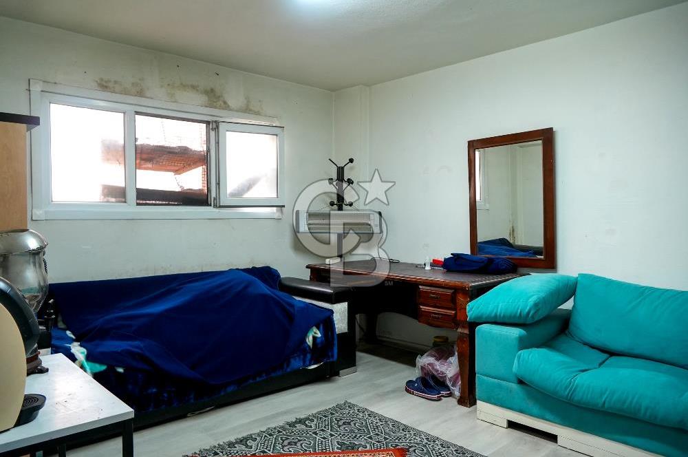 Ümraniye Atakent Mahallesi nde Satılık Dükkan