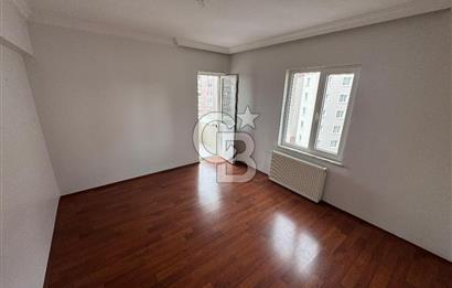 Çekmeköy Yeşil Belde Sitesi'nde 3 + 1 Geniş Daire