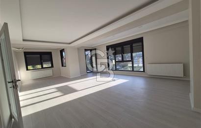 ÜSKÜDAR BURHANİYEDE YENİ BİNADA OTOPARKLI 3+1 KİRALIK DAİRE