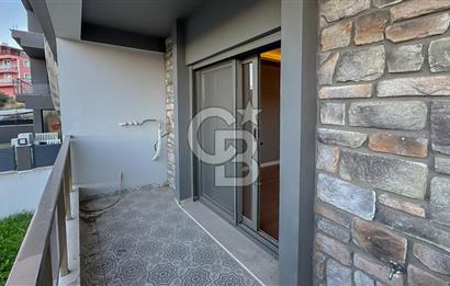 Foça Kozbeylide Doğa Manzaralı 4+1 Lüks Tripleks Villa