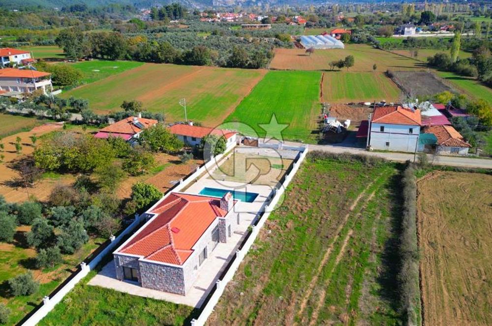Muğla Menteşe Yenice’de Satılık Taş Villa