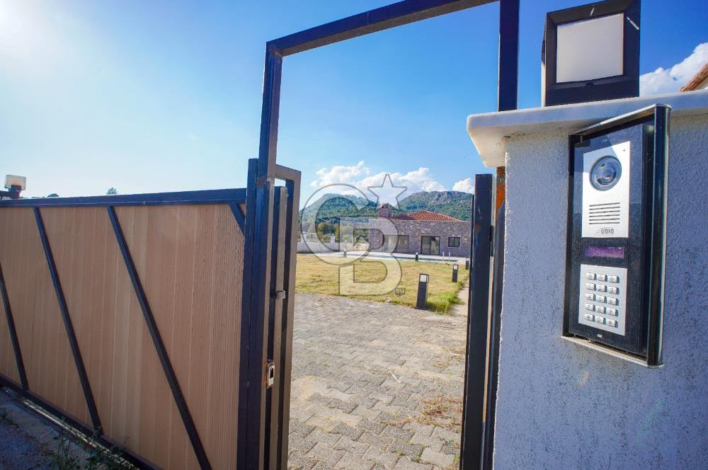 Muğla Menteşe Yenice’de Satılık Taş Villa