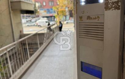 METRO'YA 5 DK/ALTINPARK'IN YANINDA/FULL EŞYALI/3+1 SATILIK DAİRE