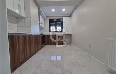 ÜSKÜDAR BURHANİYEDE YENİ BİNADA OTOPARKLI 3+1 KİRALIK DAİRE