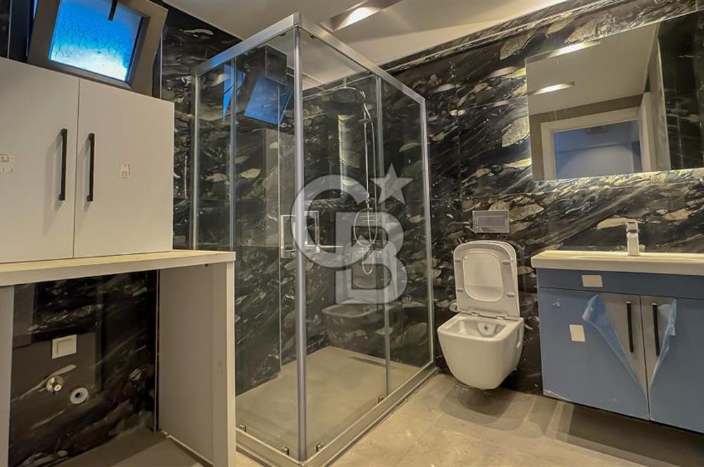 Foça Kozbeylide Doğa Manzaralı 4+1 Lüks Tripleks Villa