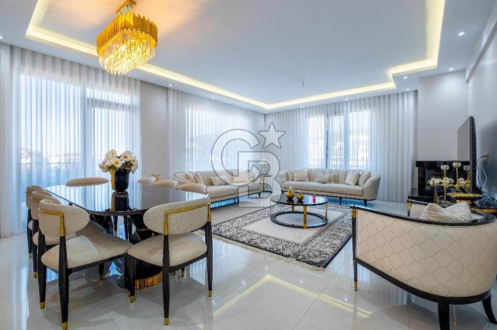 BAŞİSKELE'DE PANORAMİK DENİZ MANZARALI 6+1 LÜKS MÜSTAKİL VİLLA