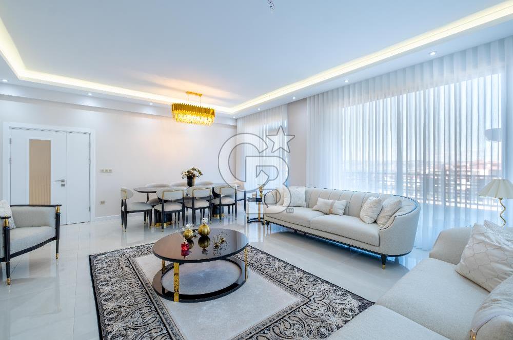 BAŞİSKELE'DE PANORAMİK DENİZ MANZARALI 6+1 LÜKS MÜSTAKİL VİLLA