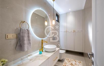 BAŞİSKELE'DE PANORAMİK DENİZ MANZARALI 6+1 LÜKS MÜSTAKİL VİLLA