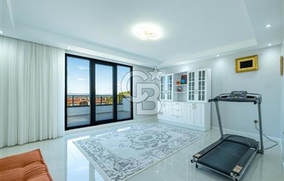 BAŞİSKELE'DE PANORAMİK DENİZ MANZARALI 6+1 LÜKS MÜSTAKİL VİLLA