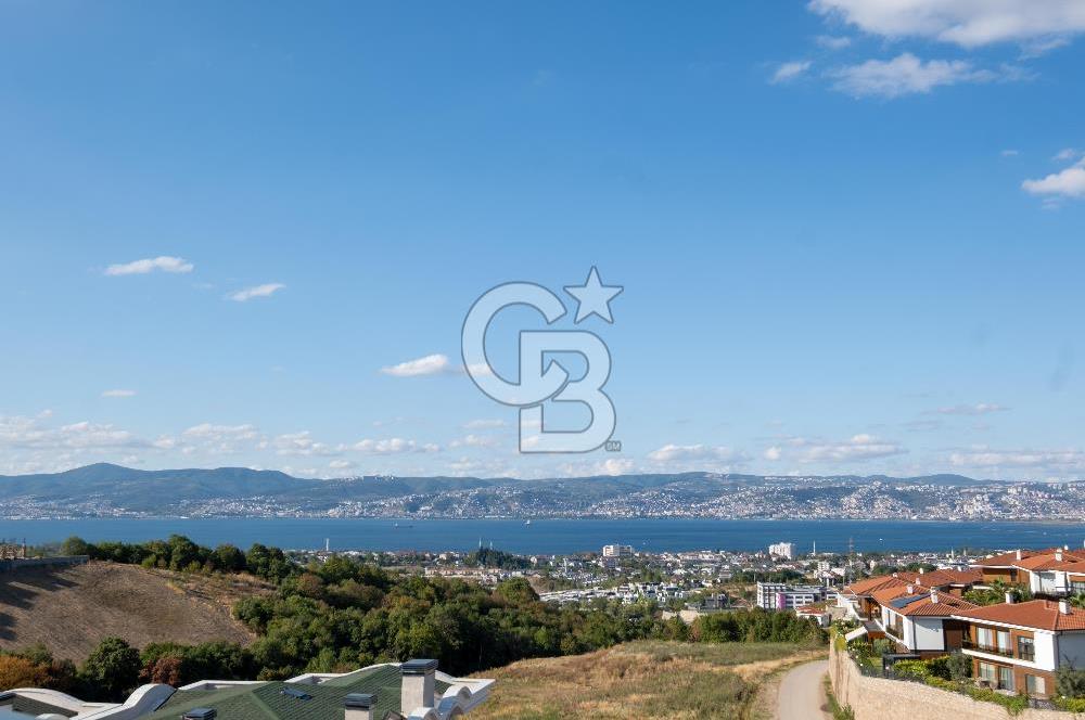 BAŞİSKELE'DE PANORAMİK DENİZ MANZARALI 6+1 LÜKS MÜSTAKİL VİLLA