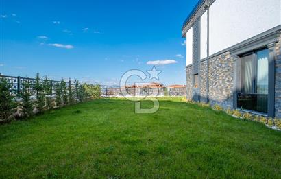 BAŞİSKELE'DE PANORAMİK DENİZ MANZARALI 6+1 LÜKS MÜSTAKİL VİLLA