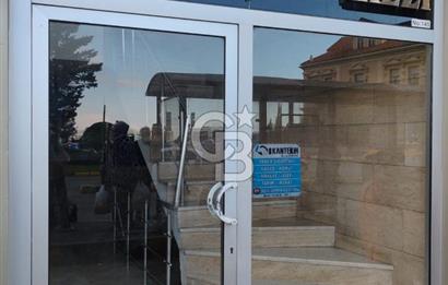 Trabzon Meydanda Ticaretin Kalbinde Kiralık Prestijli İş Yeri!