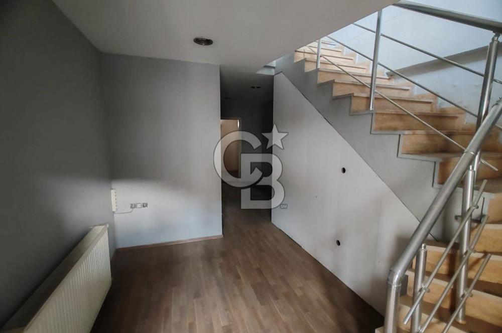 Trabzon Meydanda Ticaretin Kalbinde Kiralık Prestijli İş Yeri!