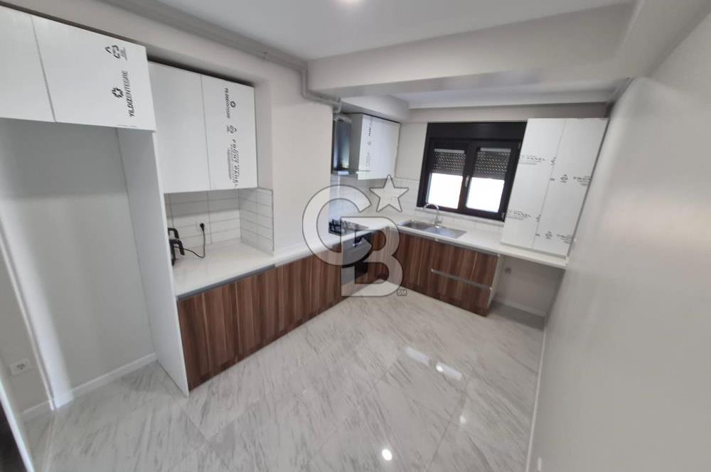 ÜSKÜDAR BURHANİYEDE YENİ BİNADA OTOPARKLI 3+1 KİRALIK DAİRE