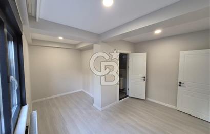 ÜSKÜDAR BURHANİYEDE YENİ BİNADA OTOPARKLI 3+1 KİRALIK DAİRE