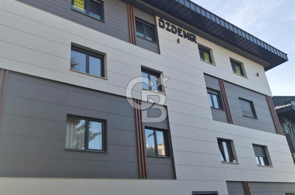 ÜSKÜDAR BURHANİYEDE YENİ BİNADA OTOPARKLI 3+1 KİRALIK DAİRE