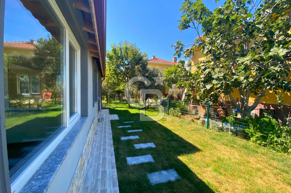 Çanakkale Umurbey'de Denize Sıfır Site'de 3+1 Tam Müstakil Villa