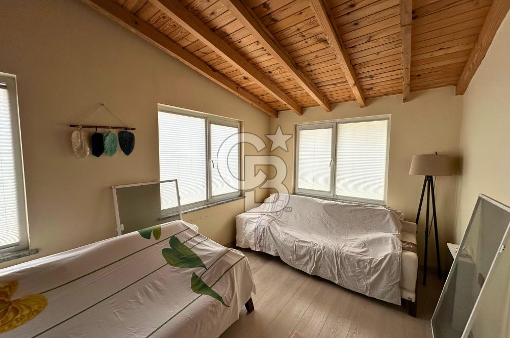 Çanakkale Umurbey'de Denize Sıfır Site'de 3+1 Tam Müstakil Villa