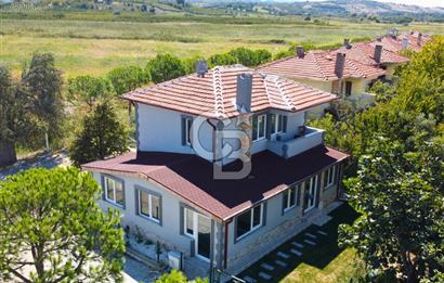 Çanakkale Umurbey'de Denize Sıfır Site'de 3+1 Tam Müstakil Villa