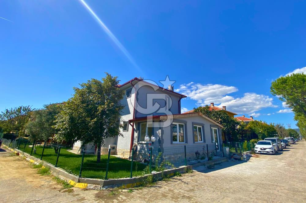 Çanakkale Umurbey'de Denize Sıfır Site'de 3+1 Tam Müstakil Villa