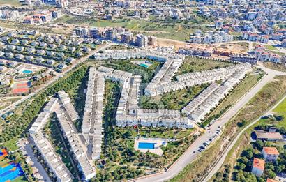 35. Sokak Sitesi Tripleks Bahçeli Satılık 3+1