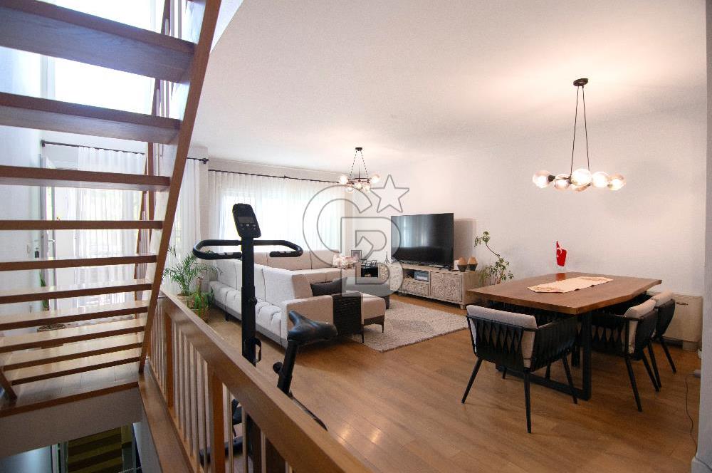 35. Sokak Sitesi Tripleks Bahçeli Satılık 3+1