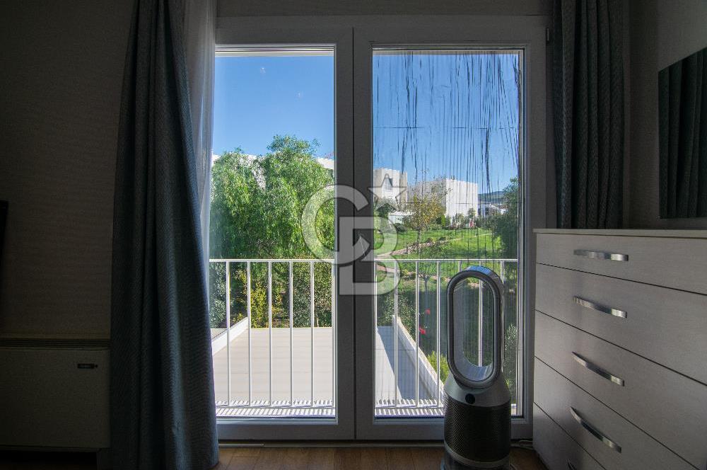 35. Sokak Sitesi Tripleks Bahçeli Satılık 3+1