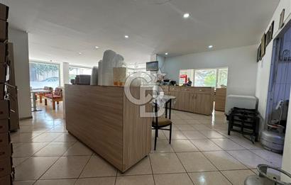 NEŞET ERTAŞ CADDESİNE 1 BİNA MESAFEDE HER İŞE UYGUN 400m² DÜKKAN