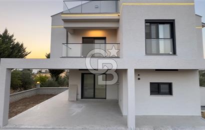 CB.Route'dan Dikili Salihlerde Deniz Manzaralı Müstakil Villa