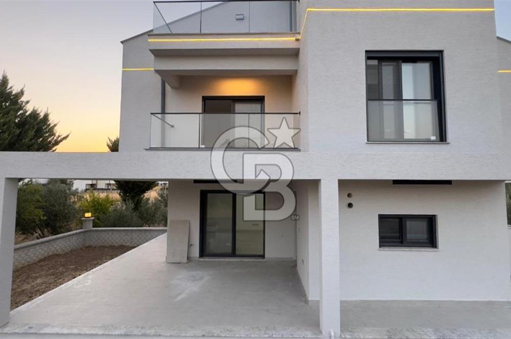 CB.Route'dan Dikili Salihlerde Deniz Manzaralı Müstakil Villa