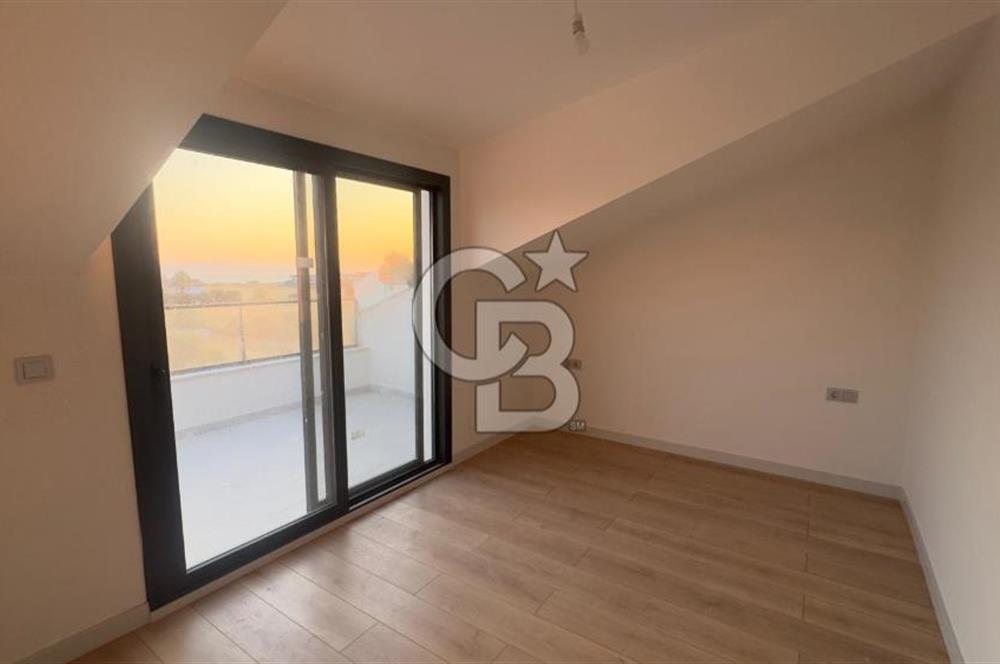 CB.Route'dan Dikili Salihlerde Deniz Manzaralı Müstakil Villa