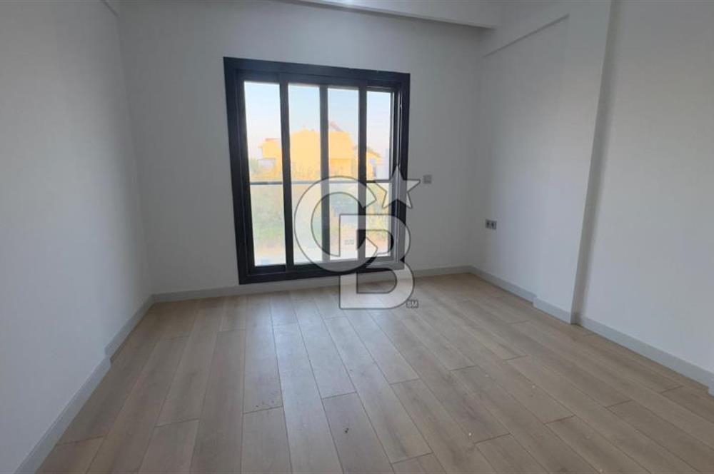 CB.Route'dan Dikili Salihlerde Deniz Manzaralı Müstakil Villa