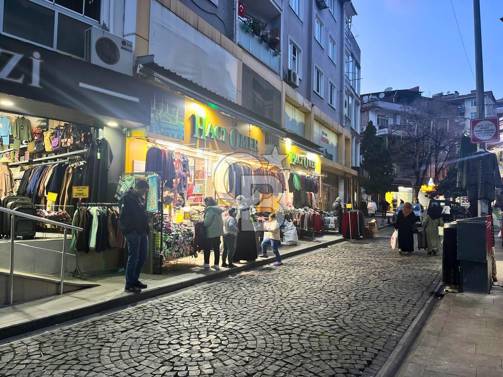 CB AKADEMİ İZMİT KARABAŞ MH. İKİZLİÇEŞME DE SATILIK DÜKKAN