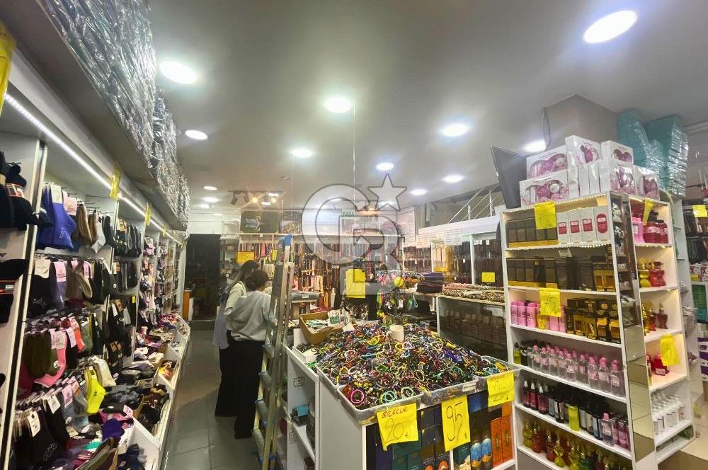 CB AKADEMİ İZMİT KARABAŞ MH. İKİZLİÇEŞME DE SATILIK DÜKKAN