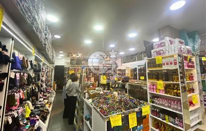 CB AKADEMİ İZMİT KARABAŞ MH. İKİZLİÇEŞME DE SATILIK DÜKKAN