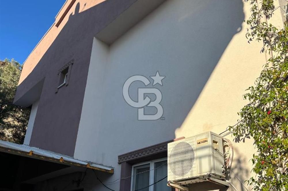 ŞARKÖY HOŞKÖY' DE DENİZE SIFIR SİTEDE YAZLIK TRİPLEX VİLLA