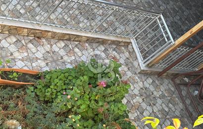 ŞARKÖY HOŞKÖY' DE DENİZE SIFIR SİTEDE YAZLIK TRİPLEX VİLLA