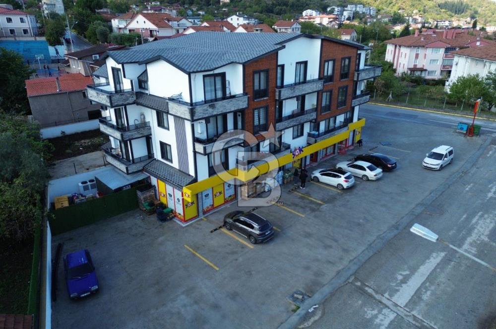 Envoy'dan Gölcük Saraylı Kurumsal Kiracılı 450 m2 İşyeri