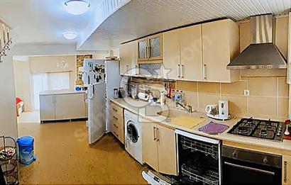 MERSİN İLEMİN ESENTEPEDE MANZARASIYLA BÜYÜLEYEN TRİPLEKS VİLLA