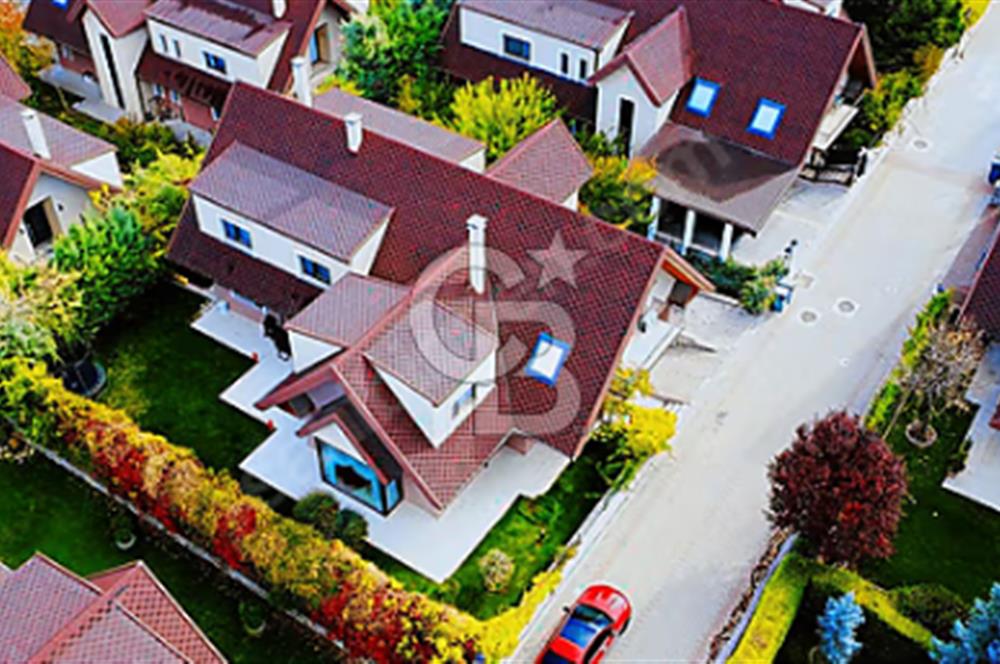 ALACAATLI CLUB MAVİ ÇAM DA SATILIK 6+2 VİLLA