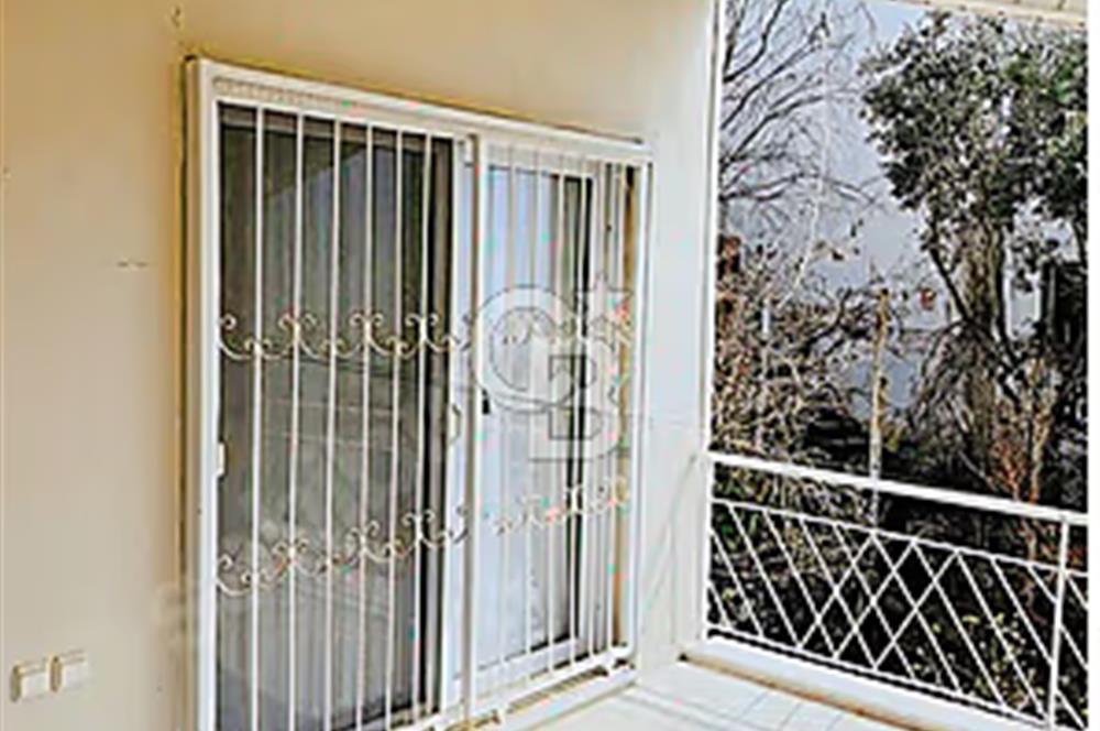 MERSİN İLEMİN ESENTEPEDE MANZARASIYLA BÜYÜLEYEN TRİPLEKS VİLLA