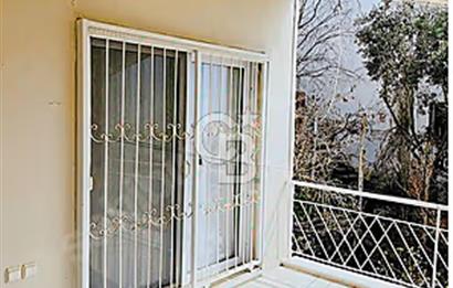 MERSİN İLEMİN ESENTEPEDE MANZARASIYLA BÜYÜLEYEN TRİPLEKS VİLLA