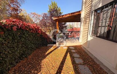 KONUTKENT 2 DE YENİLENMİŞ ŞEREFİYESİ YÜKSEK SATILIK KÖŞE VİLLA