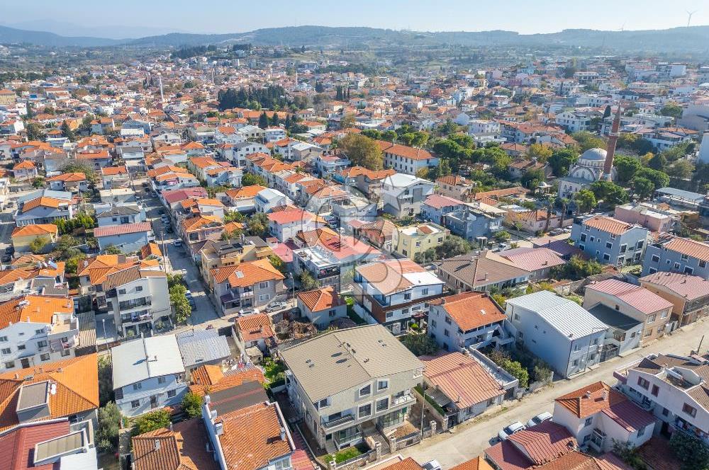 URLA SANAT SOKAĞINA YAKIN SATILIK 2+1 DUBLEKS LÜKS DAİRE