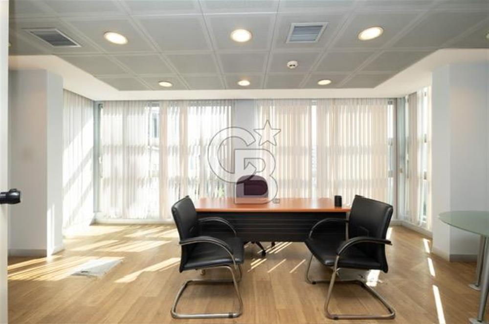 KOZYATAĞI'NDA YÜKSEK GETİRİLİ TİCARİ PLAZA