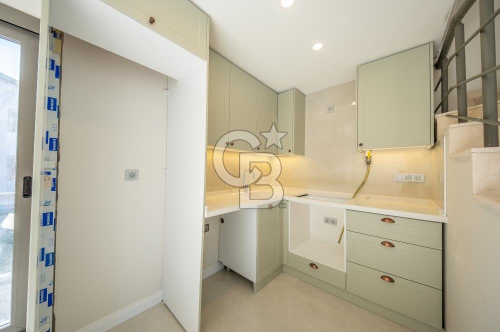 URLA SANAT SOKAĞINA YAKIN SATILIK 2+1 DUBLEKS LÜKS DAİRE