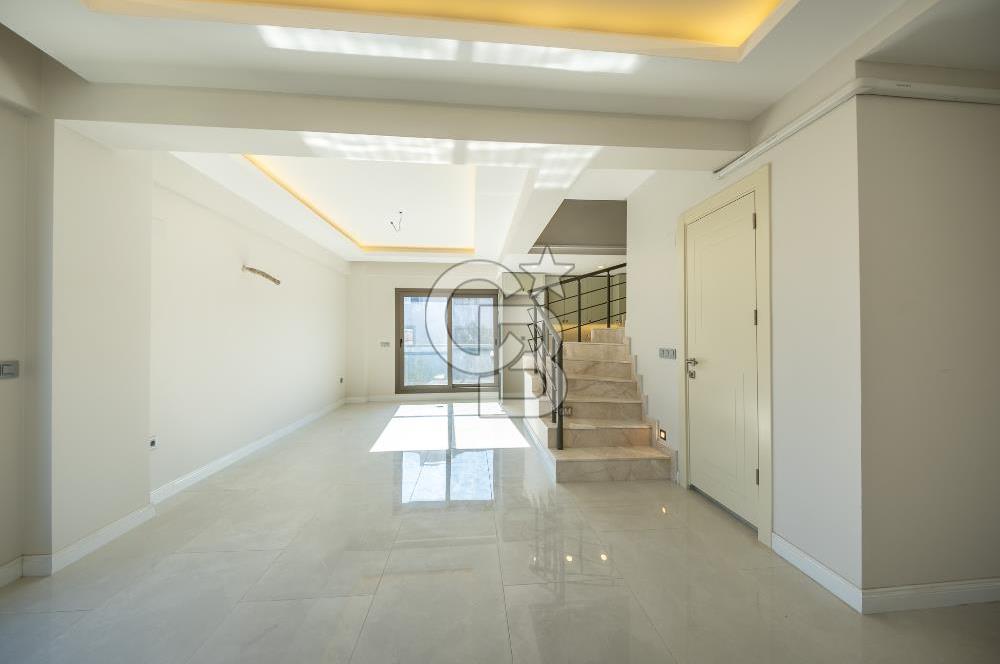 URLA SANAT SOKAĞINA YAKIN SATILIK 2+1 DUBLEKS LÜKS DAİRE