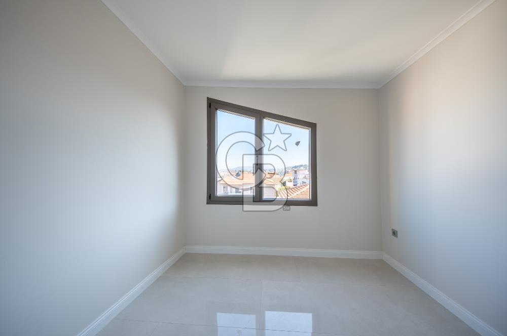 URLA SANAT SOKAĞINA YAKIN SATILIK 2+1 DUBLEKS LÜKS DAİRE