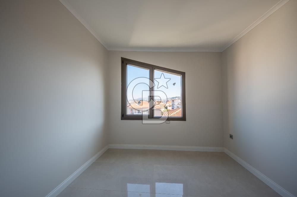 URLA SANAT SOKAĞINA YAKIN SATILIK 2+1 DUBLEKS LÜKS DAİRE